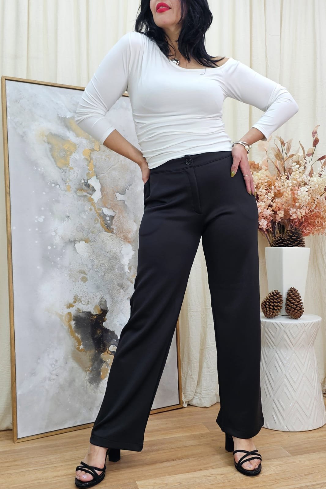 Pantalón scuba con elastico y bolsillo
