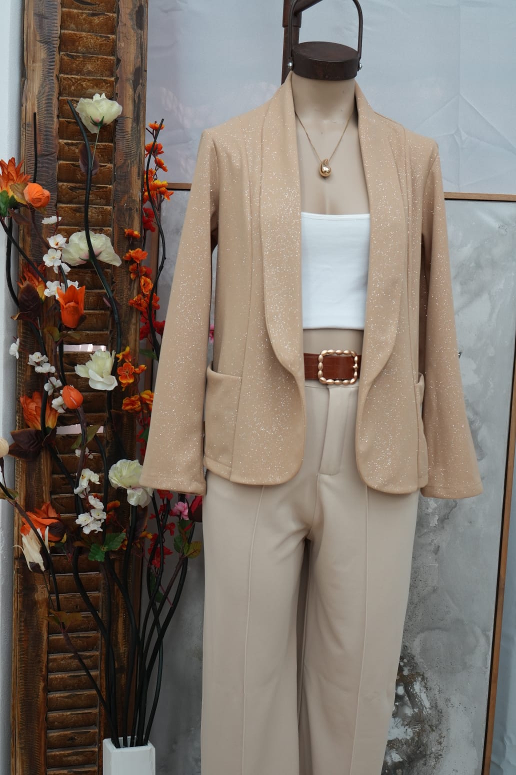 Blazer entallado de crep  con Gliter