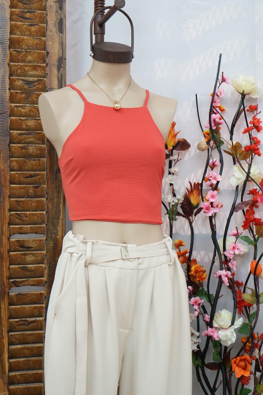 Top de cey con lazo en la espalda Andre