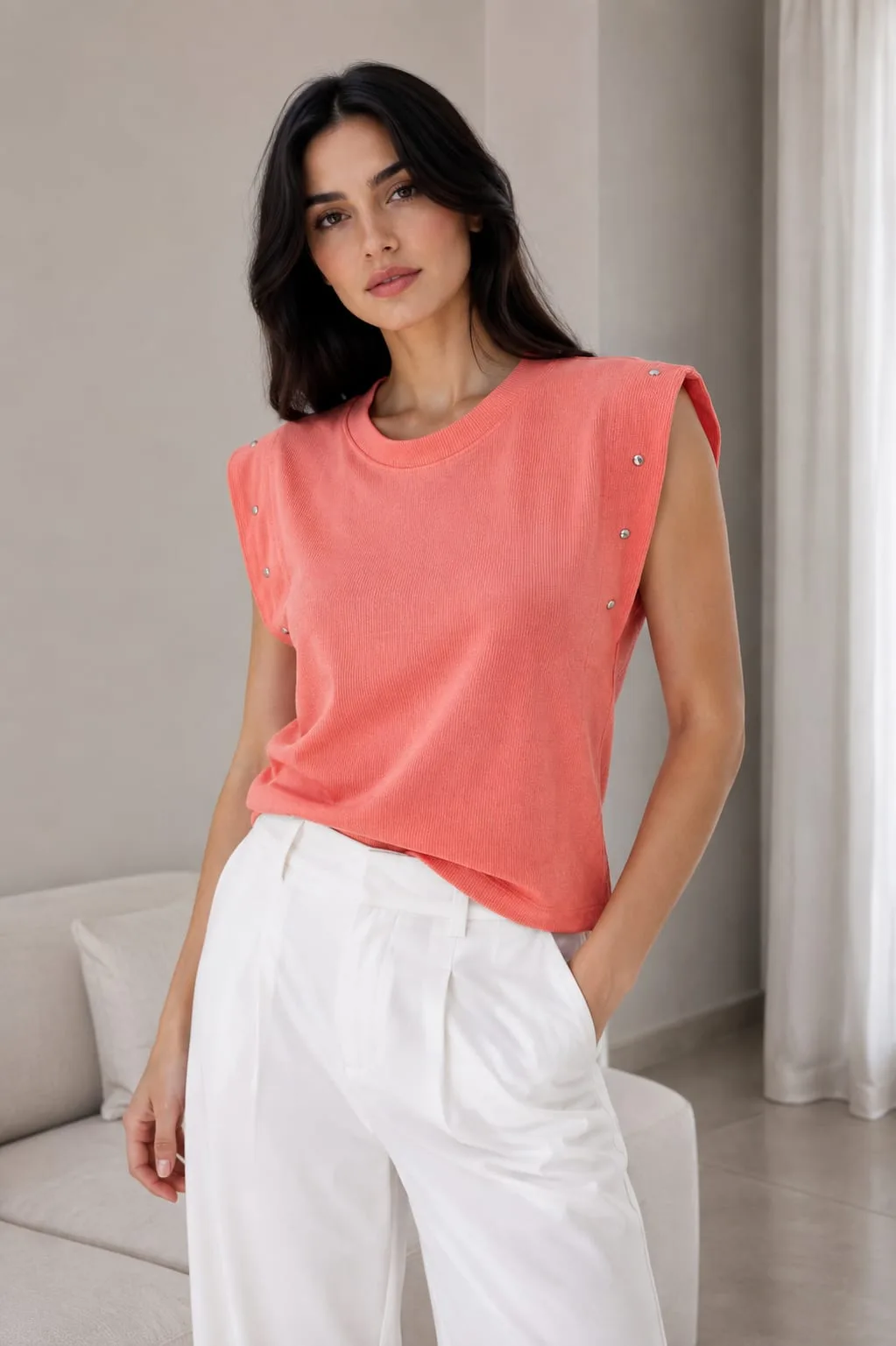 Musculosa Morley cuadrada con tachas pilar - Gaby Chic